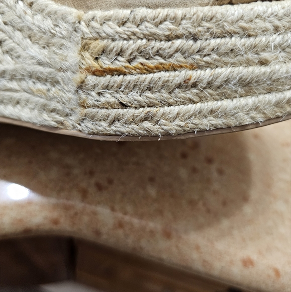 NWT Charles By Charles David Neutral Open Toe Espadrille Platform Wedge Sandals, - Picture 8 of 8